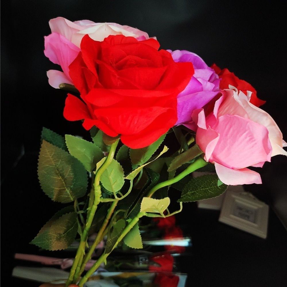 光る人工バラの花 LED ライトカラフルな模擬バラの花束写真 - Photography Lighting Simulation のレビューと価格